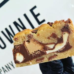Cookie pie cake (whole)